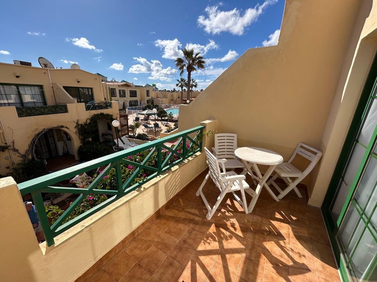 Casa Bow Castillo Mar balcony