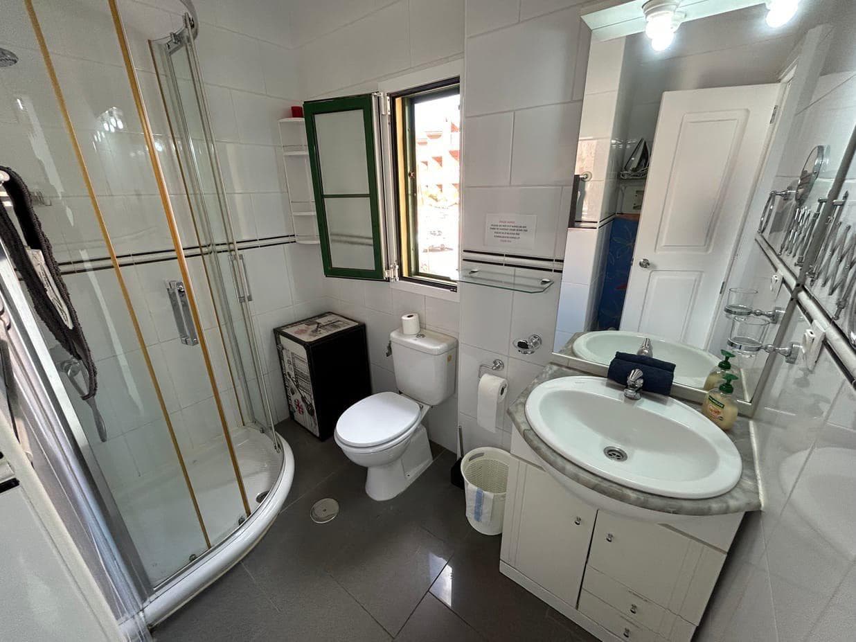 Casa Bow Castillo Mar bathroom